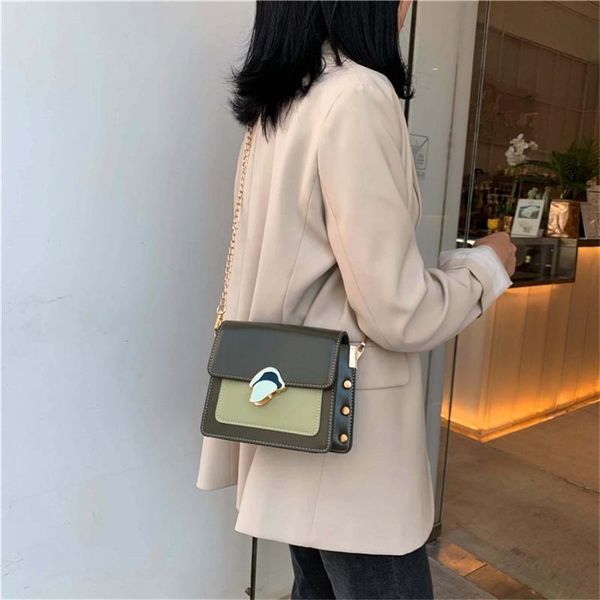 shoulder bags women's designer luxury handbag 2021 fashion small square bag wild casual messenger leather
shoulder bags women's designer luxury handbag 2021 fashion small square bag wild casual messenger leather
