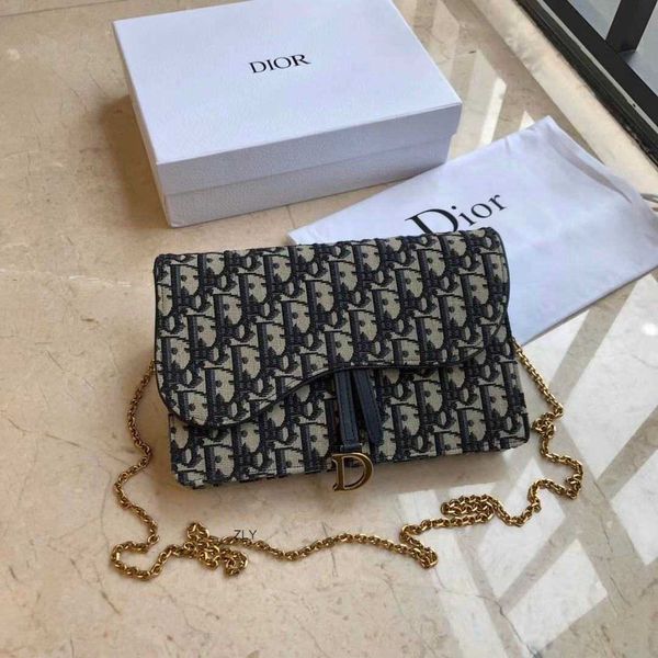 french saddle bag old canvas chain single shoulder messenger bag fashionable women's hair hand zly bags
french saddle bag old canvas chain single shoulder messenger bag fashionable women's hair hand zly bags