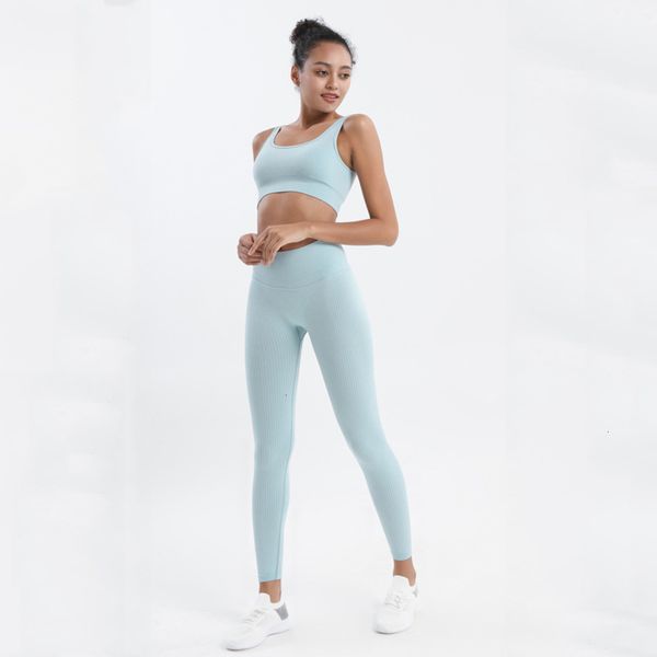 tight skirt drying knitted seamless fitness bra nylon quick yoga vest suit for women designer, Gray
tight skirt drying knitted seamless fitness bra nylon quick yoga vest suit for women designer, Gray