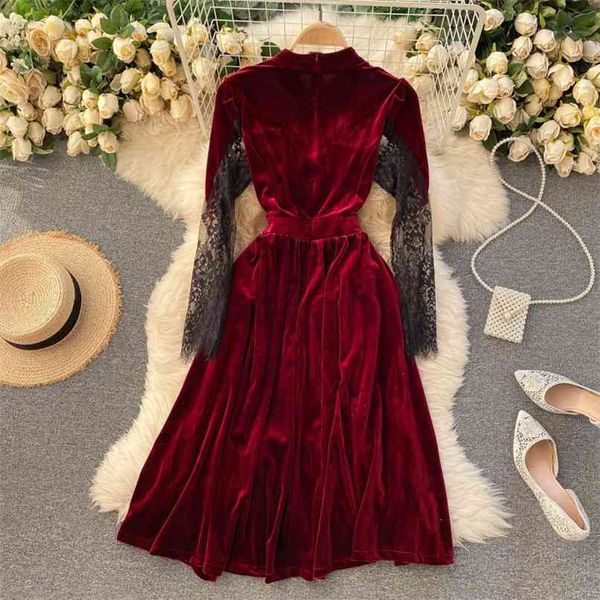 spring fashion women round neck perspective lace long sleeve stitching retro velvet split dress elegant vestidos r143 210527, Black;gray
spring fashion women round neck perspective lace long sleeve stitching retro velvet split dress elegant vestidos r143 210527, Black;gray