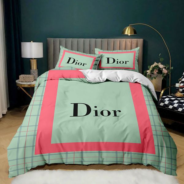 fashion designer letter bedding, luxury european style duvet cover king size, household items/holiday gifts/l, including 2 pillowcases
fashion designer letter bedding, luxury european style duvet cover king size, household items/holiday gifts/l, including 2 pillowcases