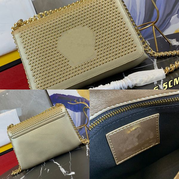messenger fashion crossbody bag stud shoulder handbag flap bags clutch genuine leather metal icon golden nails wallet high quality
messenger fashion crossbody bag stud shoulder handbag flap bags clutch genuine leather metal icon golden nails wallet high quality