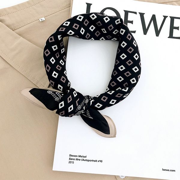 small square women's scarves, south korea's versatile spring autumn thin mulberry silk temperament, suit and, Black;purple
small square women's scarves, south korea's versatile spring autumn thin mulberry silk temperament, suit and, Black;purple