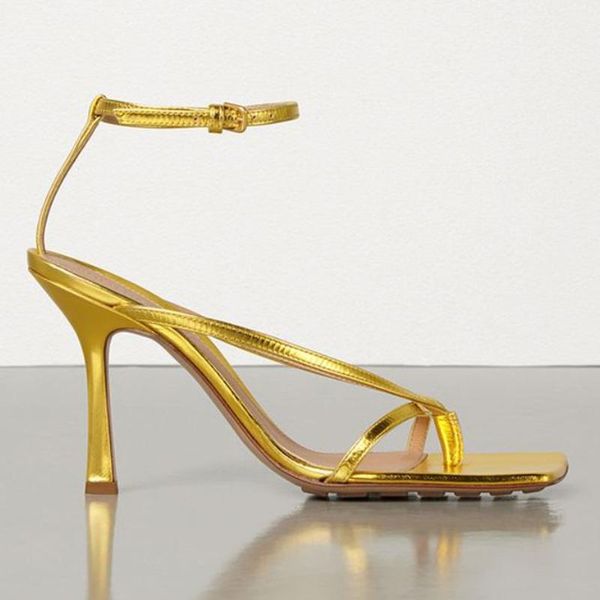 sandals 2021 european clip toe women stiletto high heels shoes woman flip flops buckle strap gladiator sandalias plus size 35-42, Black
sandals 2021 european clip toe women stiletto high heels shoes woman flip flops buckle strap gladiator sandalias plus size 35-42, Black