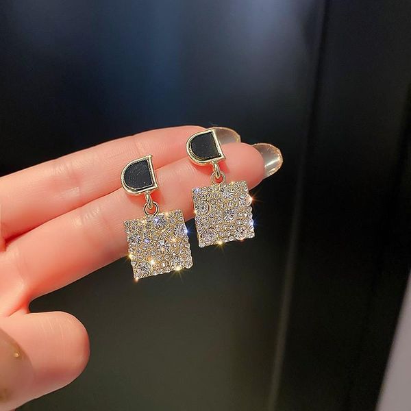 dangle & chandelier 2021 fashion classic style fresh crystal elegant drop earrings contracted geometric square fine trend women, Silver
dangle & chandelier 2021 fashion classic style fresh crystal elegant drop earrings contracted geometric square fine trend women, Silver