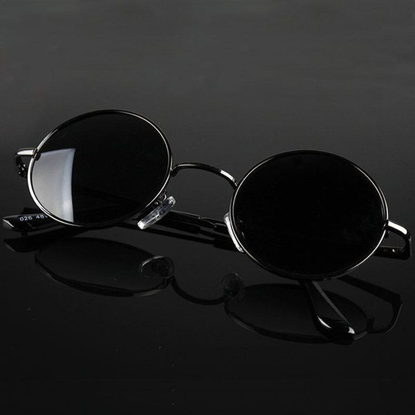 retro round polarized sunglasses for men women brand designer male female sun glasses uv400 metal frame driving eyewear, White;black
retro round polarized sunglasses for men women brand designer male female sun glasses uv400 metal frame driving eyewear, White;black