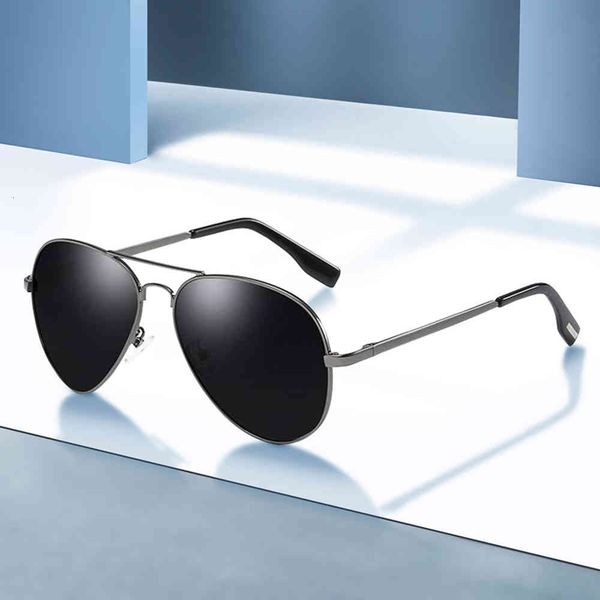 glasses sunglasses men's anti ultraviolet polarized toad glasses fashion sunglasses, White;black
glasses sunglasses men's anti ultraviolet polarized toad glasses fashion sunglasses, White;black