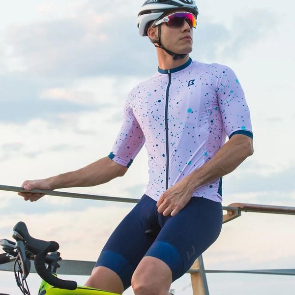 racing sets 2022 spring cycling suit short sleeve jersey & gel pad bib shorts bicycle wear with breathing polyester fabric, Black;blue
racing sets 2022 spring cycling suit short sleeve jersey & gel pad bib shorts bicycle wear with breathing polyester fabric, Black;blue