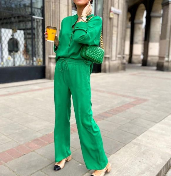 women's two piece pants 2021 green loose collar shirt elasticated high waist casual trouser suit, White
women's two piece pants 2021 green loose collar shirt elasticated high waist casual trouser suit, White