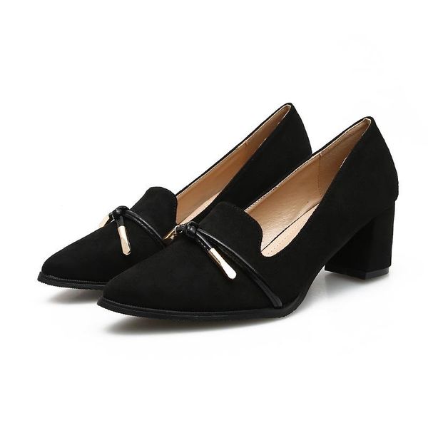 dress shoes 2021 plus velvet warm korean single gold ribbon pointed high heels women 5cm thick heel black women's 33-40
dress shoes 2021 plus velvet warm korean single gold ribbon pointed high heels women 5cm thick heel black women's 33-40