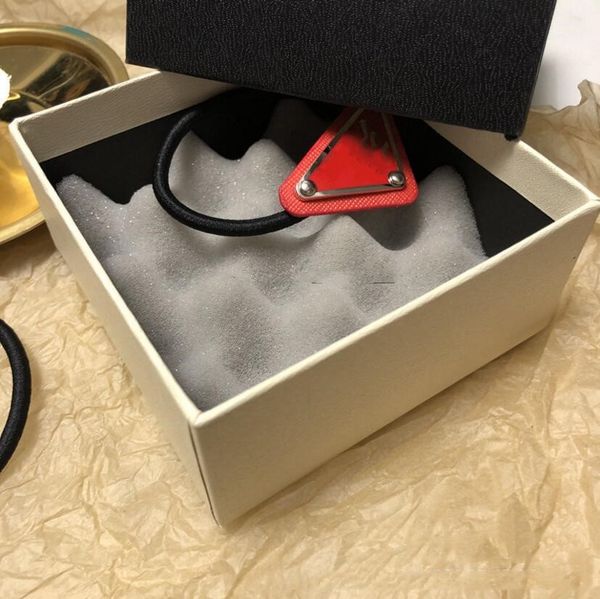 2021 european and american new arrivals fashion triangle rubber band letter brooch lychee pattern pu leather headband girl headwear shi, Pink
2021 european and american new arrivals fashion triangle rubber band letter brooch lychee pattern pu leather headband girl headwear shi, Pink
