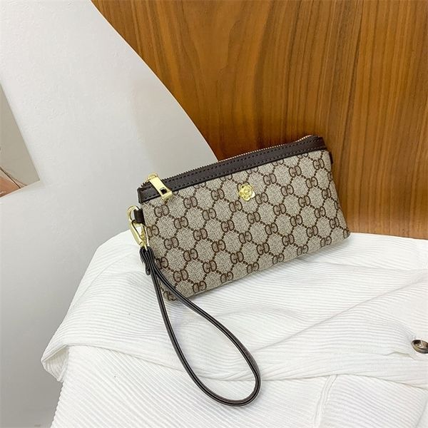 factory store shop 2022 new fashion handbag women's zero wallet popular flower type single shoulder diagonal cross mobile phone lipstic
factory store shop 2022 new fashion handbag women's zero wallet popular flower type single shoulder diagonal cross mobile phone lipstic
