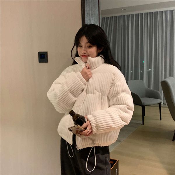 2020 corduroy women's loose small and versatile winter standing collar bread warm cotton jacket, Black
2020 corduroy women's loose small and versatile winter standing collar bread warm cotton jacket, Black