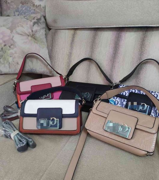 gu s2021 new women's bag single messenger dionysian double shoulder armpit hand small square
gu s2021 new women's bag single messenger dionysian double shoulder armpit hand small square