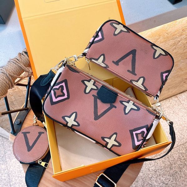 luxurys designers bags 2021 handbag dual purpose l old fiower bag pure steel hardware graffiti printing genuine leather messenger ladies tra, Red;black
luxurys designers bags 2021 handbag dual purpose l old fiower bag pure steel hardware graffiti printing genuine leather messenger ladies tra, Red;black
