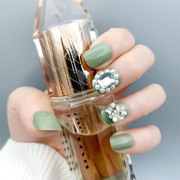 false nails press on tips short with rhinestone pearl crystal decoration 3d stickers nail art supplies green for party 24pcs, Red;gold
false nails press on tips short with rhinestone pearl crystal decoration 3d stickers nail art supplies green for party 24pcs, Red;gold