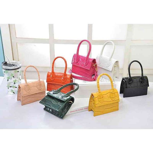 2022 fashion mini bags luxury handbags designers women's personalized bag messenger crocodile
2022 fashion mini bags luxury handbags designers women's personalized bag messenger crocodile