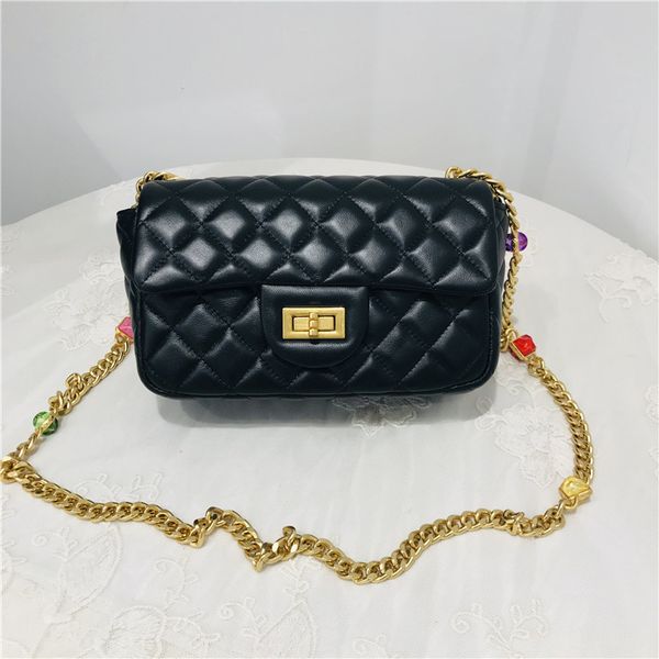 2021 new leather women s bag sheepskin lingge small fragrance chain bag leisure mini lovely one shoulder messenger bag
2021 new leather women s bag sheepskin lingge small fragrance chain bag leisure mini lovely one shoulder messenger bag