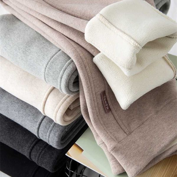 winter thicken plush leggings women pure cotton skinny pants female high waist outer wear warm lamb wool elastic trousers 211008, Black
winter thicken plush leggings women pure cotton skinny pants female high waist outer wear warm lamb wool elastic trousers 211008, Black