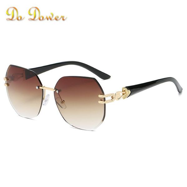 sunglasses 2021 luxury retro cut edge personality lrregular fashion men women brand design uv400, White;black
sunglasses 2021 luxury retro cut edge personality lrregular fashion men women brand design uv400, White;black