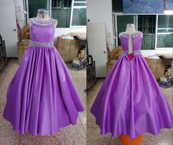 2022 modern purple halter little girls pageant dress rhinestones beaded princess zipper kids prom formal flower girl first communion dress, White;red
2022 modern purple halter little girls pageant dress rhinestones beaded princess zipper kids prom formal flower girl first communion dress, White;red