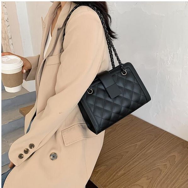 hbp small black pu leather crossbody bag for women 2021 winter branded chain designer shoulder handbags women's trend hand bag
hbp small black pu leather crossbody bag for women 2021 winter branded chain designer shoulder handbags women's trend hand bag