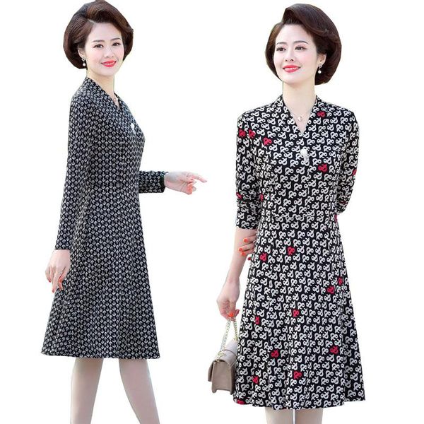 casual dresses 5xl plus size women's dress middle-aged mother elegant 2021 spring long sleeve printing v-neck vestidos a1672, Black;gray
casual dresses 5xl plus size women's dress middle-aged mother elegant 2021 spring long sleeve printing v-neck vestidos a1672, Black;gray