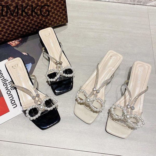 slippers 2021 fashion pearl med heels women slides summer outdoor flip flops beach shoes woman slip on crystal, Black
slippers 2021 fashion pearl med heels women slides summer outdoor flip flops beach shoes woman slip on crystal, Black