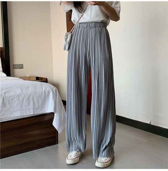 women's pants & capris elastic waist pleated wide leg trouser women summer fashion streetwear loose casual black long female fits 5xl, Black;white
women's pants & capris elastic waist pleated wide leg trouser women summer fashion streetwear loose casual black long female fits 5xl, Black;white