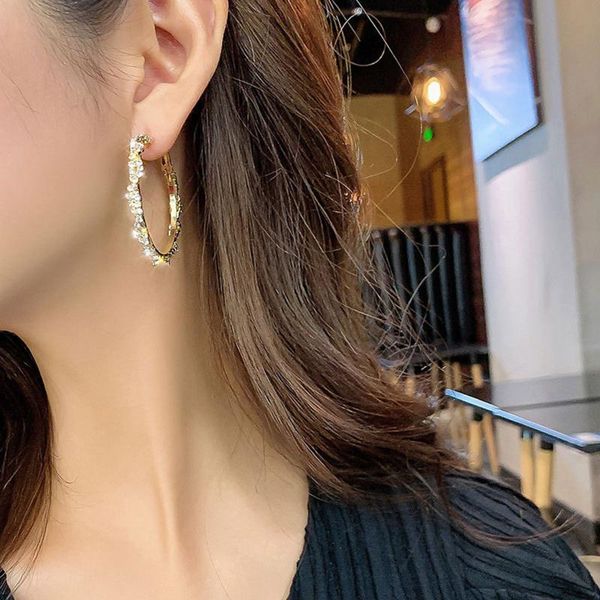 hoop & huggie fashion jewelry round earrings shiny screw crystal for women statement party gifts 2021, Golden;silver
hoop & huggie fashion jewelry round earrings shiny screw crystal for women statement party gifts 2021, Golden;silver