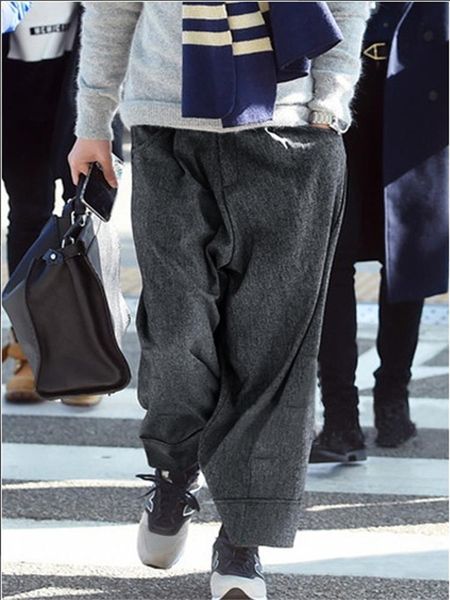 men's pants cashmere woolen loose casual cropped winter products european and american youth straight wid, Black
men's pants cashmere woolen loose casual cropped winter products european and american youth straight wid, Black
