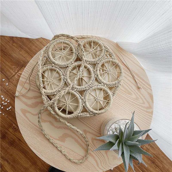 women straw evening bags round design hollow out fashion lady handbags with shoulder chain day clutches
women straw evening bags round design hollow out fashion lady handbags with shoulder chain day clutches