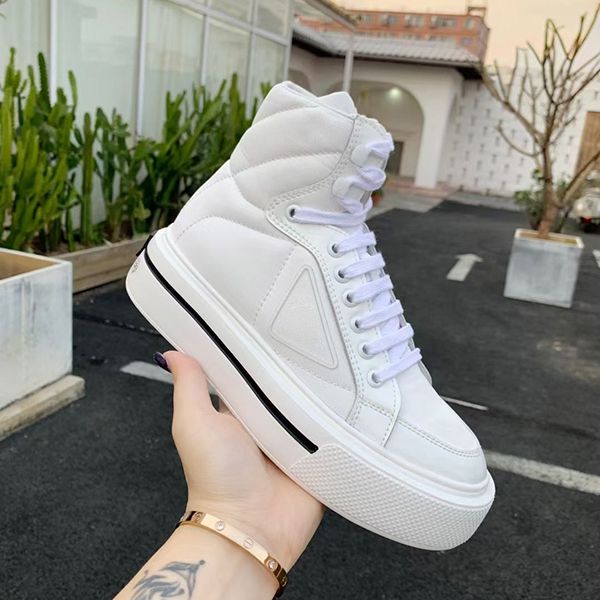 2021 spring latest leather high sports fashion casual driving black white italian imported 1.1 men's kjp001, Red;white
2021 spring latest leather high sports fashion casual driving black white italian imported 1.1 men's kjp001, Red;white