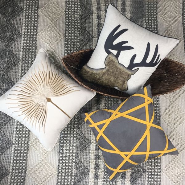 2021 style embroidered deer head pillow owl embroidered mat dandelion reclining pillow case 45*45cm no core
2021 style embroidered deer head pillow owl embroidered mat dandelion reclining pillow case 45*45cm no core