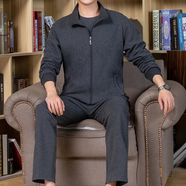 spring and autumn winter middle aged men middle aged new father man leisure running sportswear suit father's three piece suit, Gray
spring and autumn winter middle aged men middle aged new father man leisure running sportswear suit father's three piece suit, Gray