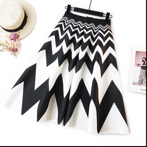 2021 new arrival autumn and winter stripe ladies skirts european hepburn style vintage skirt elegant midi skirt ing, Black
2021 new arrival autumn and winter stripe ladies skirts european hepburn style vintage skirt elegant midi skirt ing, Black