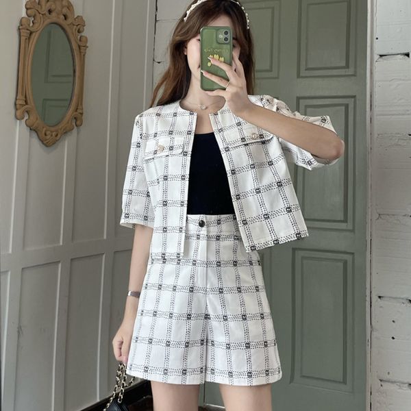 women's jumpsuits & rompers summer 2021 fashion casual plaid 2 piece set women half sleeve cardigan + high waist shorts suits, Black;white
women's jumpsuits & rompers summer 2021 fashion casual plaid 2 piece set women half sleeve cardigan + high waist shorts suits, Black;white