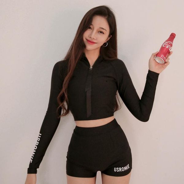 one-piece suits beachwear 2021 surf shirt woman swimwear rash guards bath long sleeve swimsuit for women korea sports underwire bracket
one-piece suits beachwear 2021 surf shirt woman swimwear rash guards bath long sleeve swimsuit for women korea sports underwire bracket