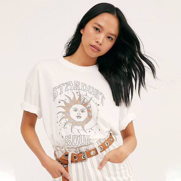 new vintage chic graphic tees women summer funny sun print short sleeve cozy woman tshirts casual loose streetwear cotton 2021 vev7, White
new vintage chic graphic tees women summer funny sun print short sleeve cozy woman tshirts casual loose streetwear cotton 2021 vev7, White