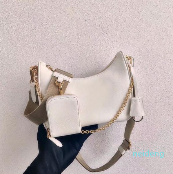2021 genuine leather handbag crossbody bag shoulder bag for women fashion bags lady chains handbags cowhide hobo chain purse messenger bag
2021 genuine leather handbag crossbody bag shoulder bag for women fashion bags lady chains handbags cowhide hobo chain purse messenger bag