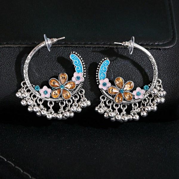 stud ethnic zircon round flower earrings for women fashion silver color beads trible female jewelry, Golden;silver
stud ethnic zircon round flower earrings for women fashion silver color beads trible female jewelry, Golden;silver