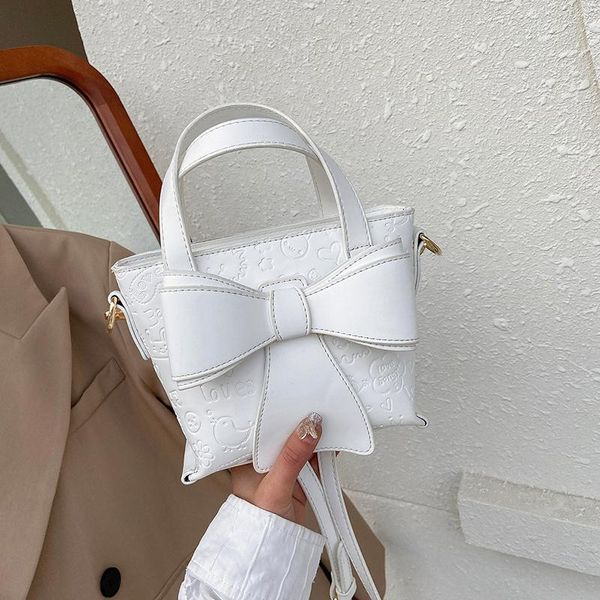evening bags 2021 fashion printed pattern handbags ladies designer bowknot pu leather messenger bag zipper shoulder
evening bags 2021 fashion printed pattern handbags ladies designer bowknot pu leather messenger bag zipper shoulder