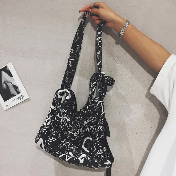 evening bags personalized graffiti shoulder women's crossbody bag fashion shopping simple tote female designer handbag and purse
evening bags personalized graffiti shoulder women's crossbody bag fashion shopping simple tote female designer handbag and purse