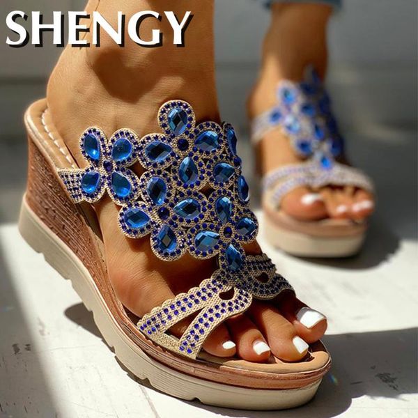 slippers 2021 dropship wedge high heels sandal leisure platform rhinestones summer slip on mules women shoes woman, Black
slippers 2021 dropship wedge high heels sandal leisure platform rhinestones summer slip on mules women shoes woman, Black