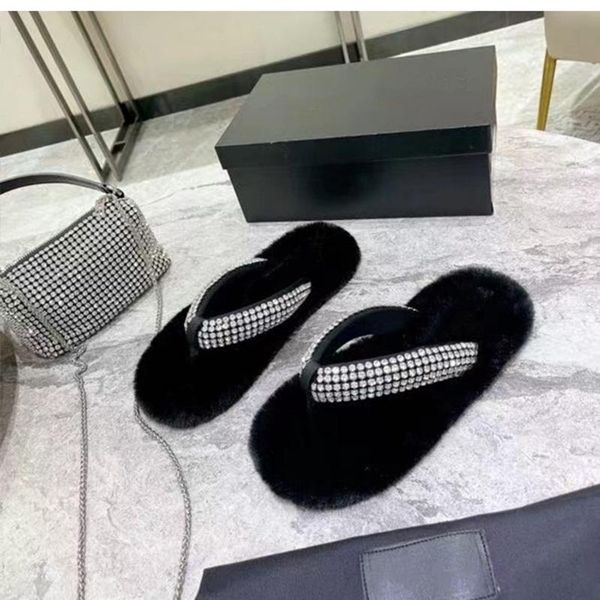 slippers 2021 european and american ladies' fall/winter style rhinestone outer wear flat fur, Black
slippers 2021 european and american ladies' fall/winter style rhinestone outer wear flat fur, Black