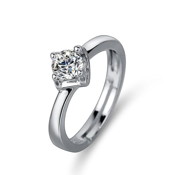 wedding rings ornament twisted arm bull head simulation moissanite ring light four-claw luxury jewelry, Slivery;golden
wedding rings ornament twisted arm bull head simulation moissanite ring light four-claw luxury jewelry, Slivery;golden