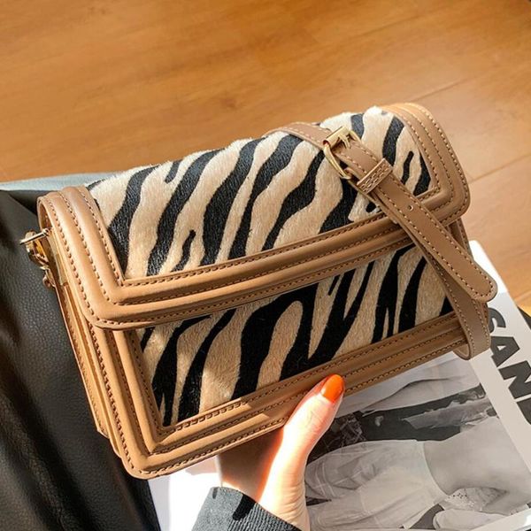leopard square crossbody bag 2021 fashion new quality pu leather women's designer handbag vintage shoulder messenger bag
leopard square crossbody bag 2021 fashion new quality pu leather women's designer handbag vintage shoulder messenger bag