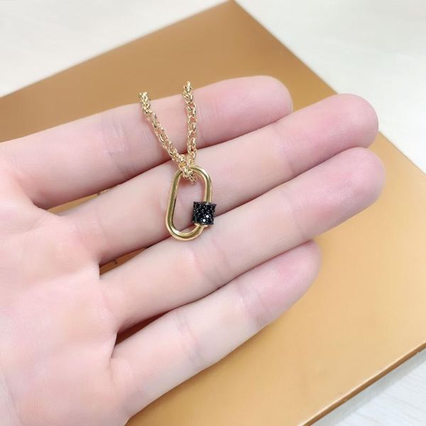 pendant necklaces hip-hop necklace for women ins simple geometric exaggerated thick chain alloy love clavicle wholesale jewelry g145, Silver
pendant necklaces hip-hop necklace for women ins simple geometric exaggerated thick chain alloy love clavicle wholesale jewelry g145, Silver