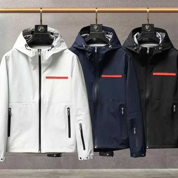2021ss mens jacket hooded autumn and winter style for men women windbreaker coat long sleeves fashion jackets with zippers letters printed, Black;brown
2021ss mens jacket hooded autumn and winter style for men women windbreaker coat long sleeves fashion jackets with zippers letters printed, Black;brown