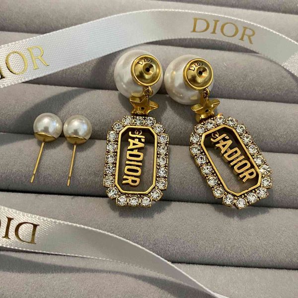 75%off outlet new star full classic ja letter size pearl symmetrical earrings female, Golden;silver
75%off outlet new star full classic ja letter size pearl symmetrical earrings female, Golden;silver